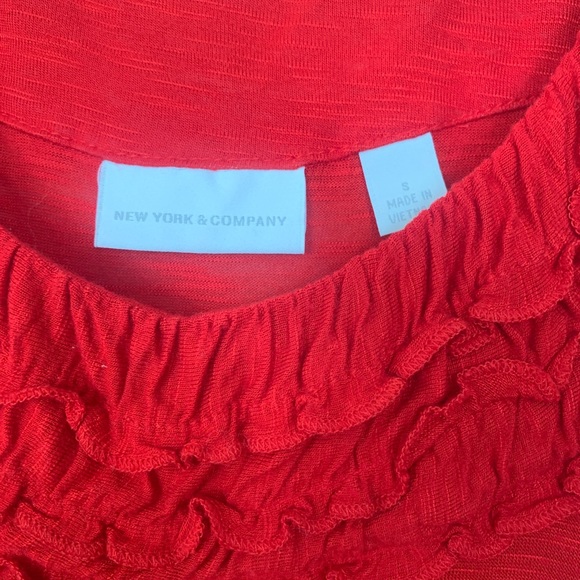 Red blouse - Picture 2 of 2